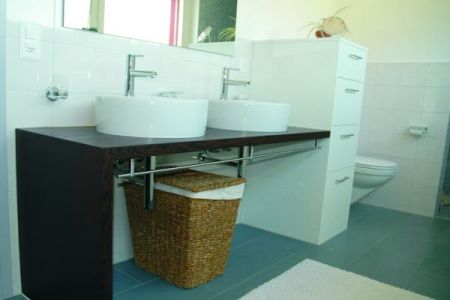 Bad NB Blatt Keramik 01 gross.jpg